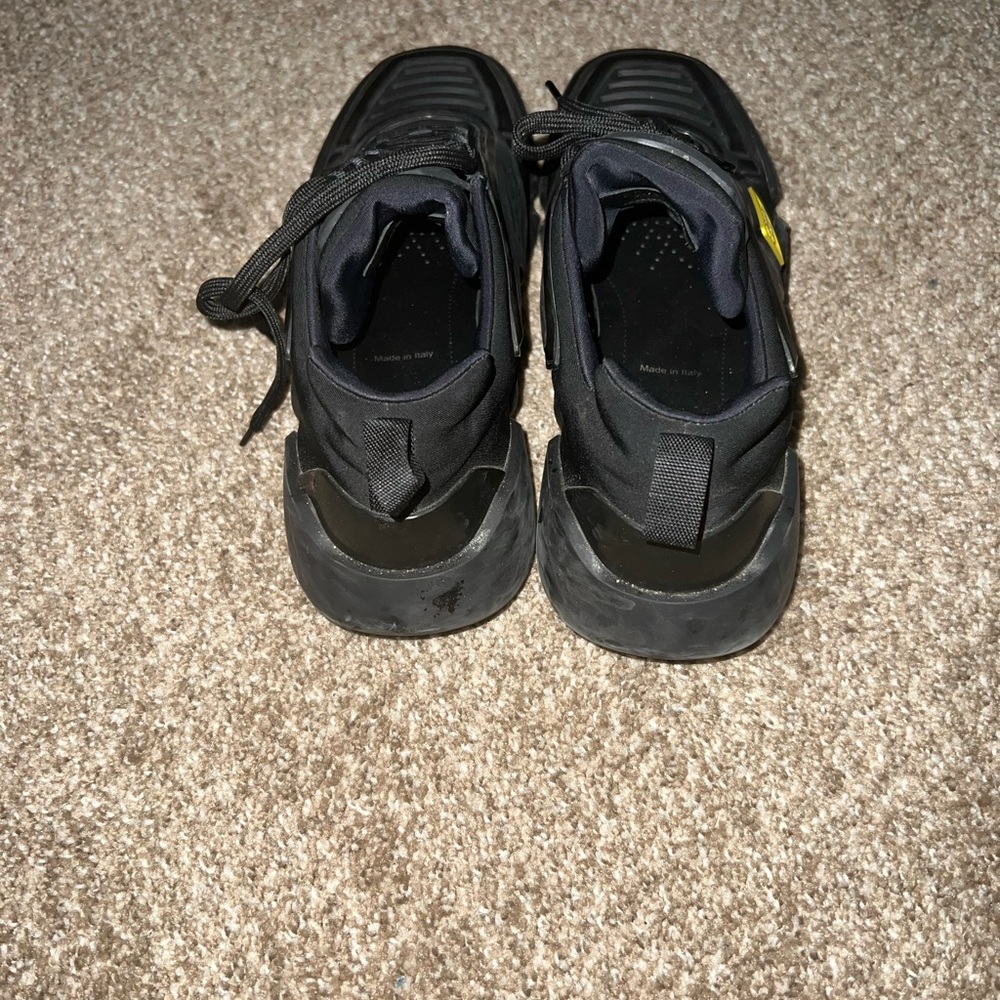 Prada Techno Stretch Low Sneakers - Picture 4 of 8